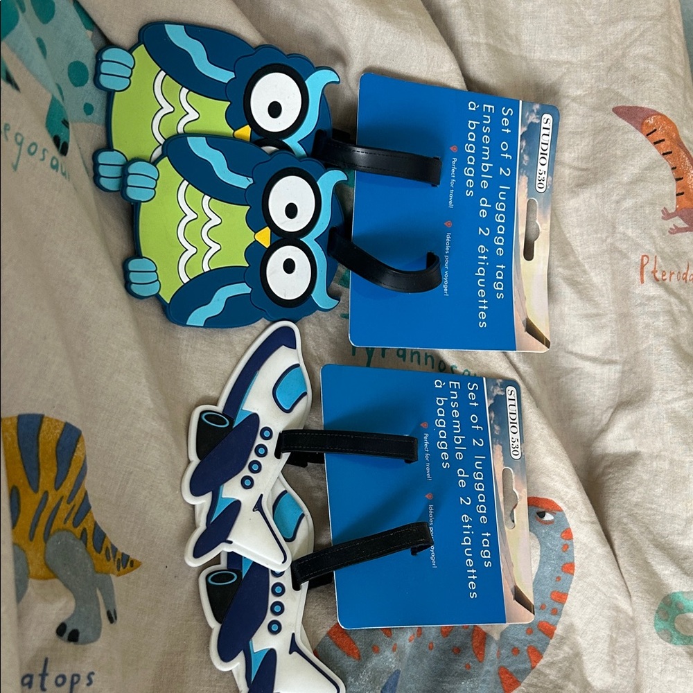 NWT set Blue and Green Owl and plane Luggage Tags